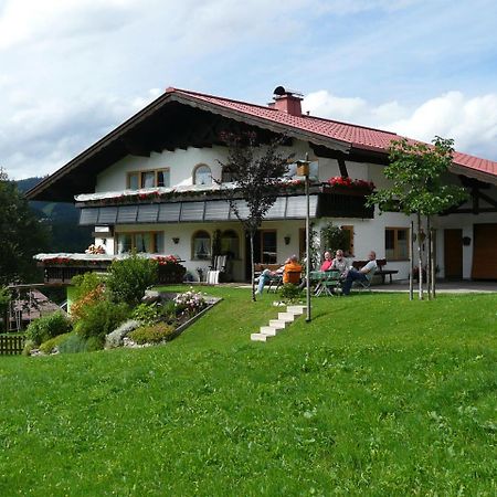 Gaestehaus Schuler Riezlern Bagian luar foto