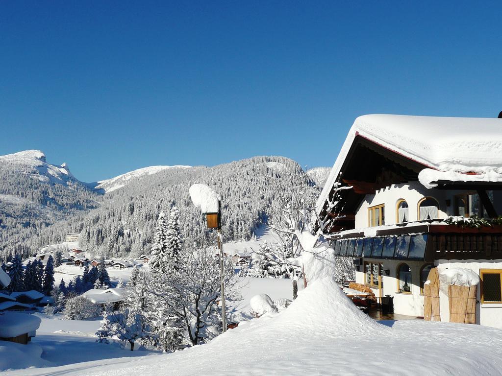 Gaestehaus Schuler Riezlern Bagian luar foto